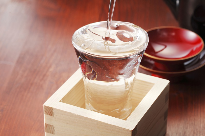 日本酒の「甘口」「辛口」問題。日本酒度とは一体何なのか