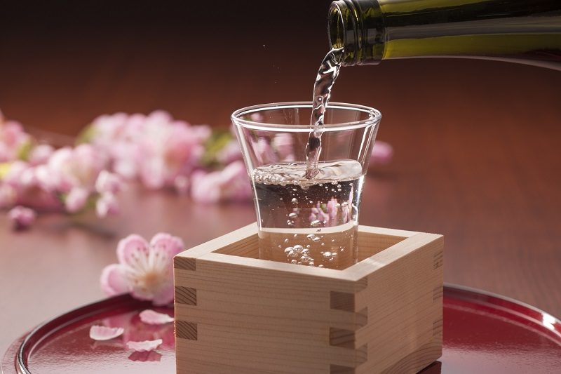 桜と酒